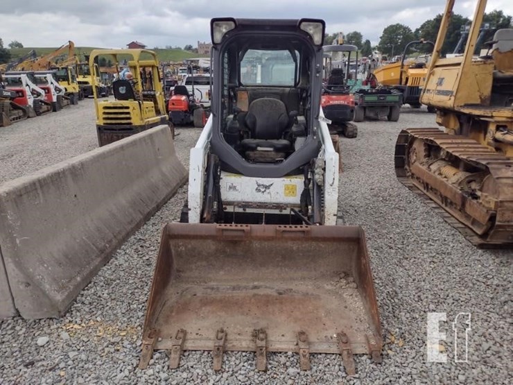 2021-bobcat-t450-image-2