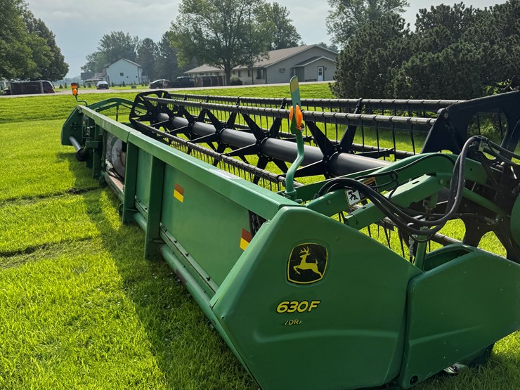 2005-john-deere-630f-image-10