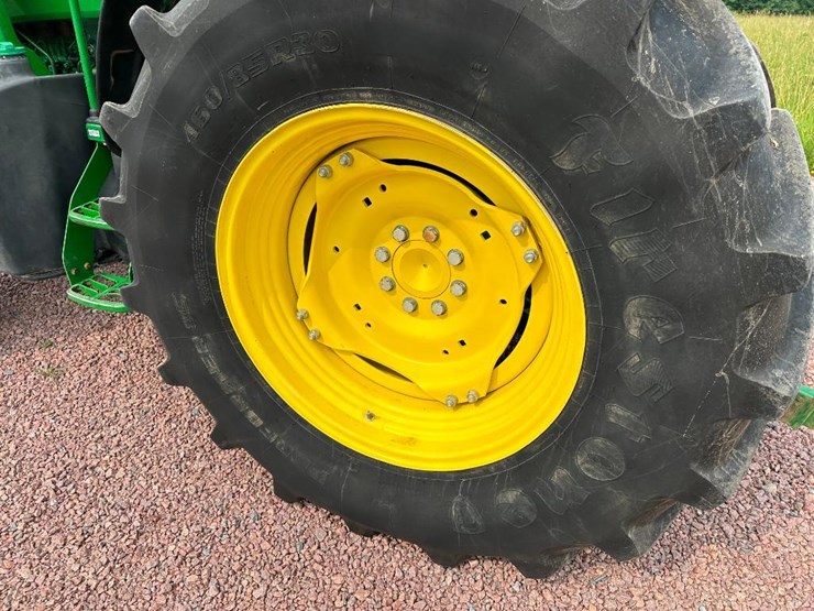 2018-john-deere-5075m-image-7