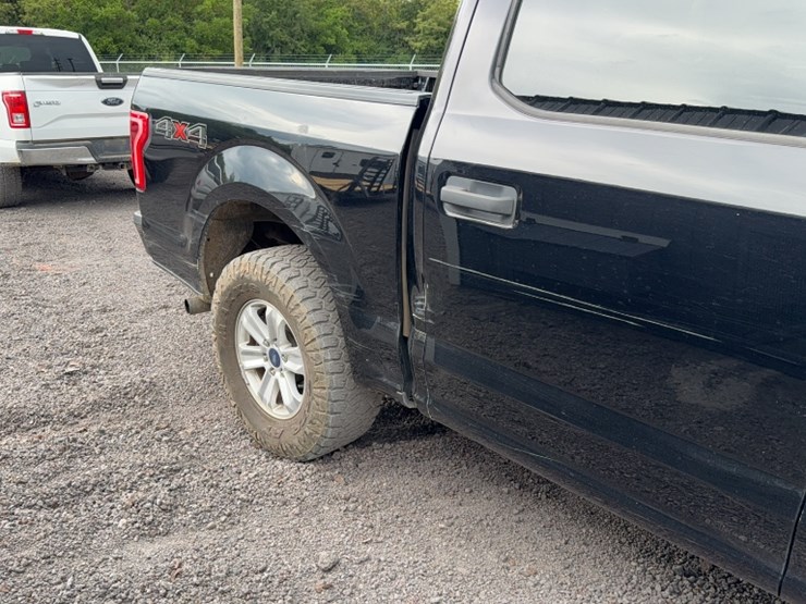 2017-ford-f150-image-5