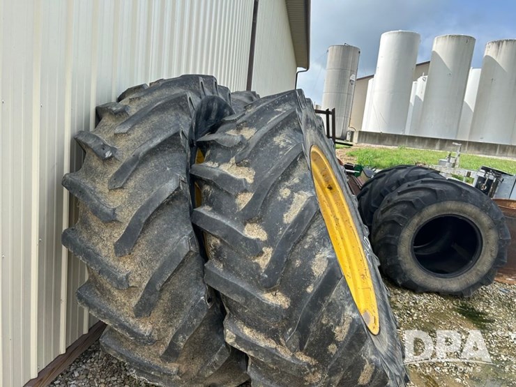2017-john-deere-r4045-image-27