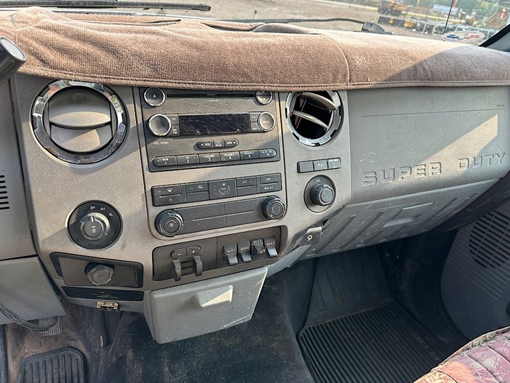 2012-ford-f350-image-15