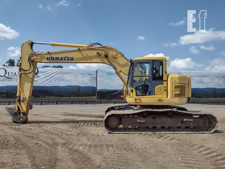 2011-komatsu-pc228us-lc-8-image-1