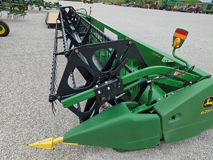2012-john-deere-625f-image-2