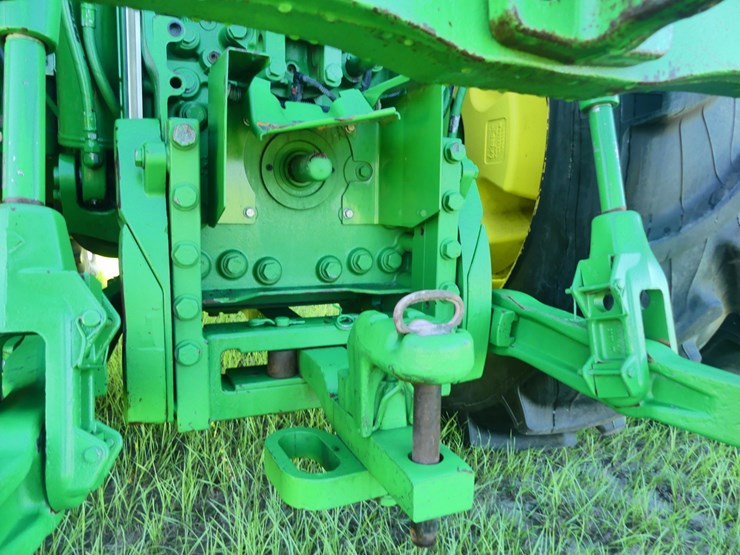 2020-john-deere-7210r-image-7