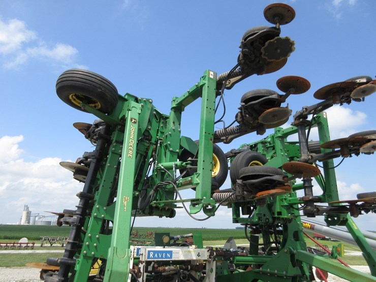 john-deere-2510-image-3
