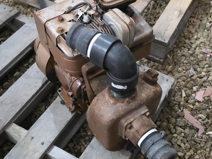briggs-&-stratton-5-hp-gas-pump-image-7