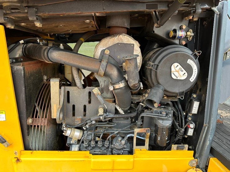 2007-komatsu-d39px-21-image-36