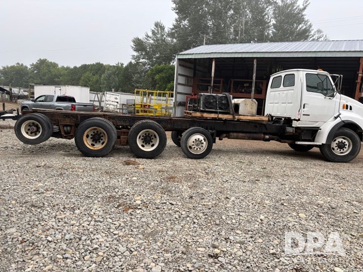 2001-sterling-truck-(dr11851-unit-9459)-image-21