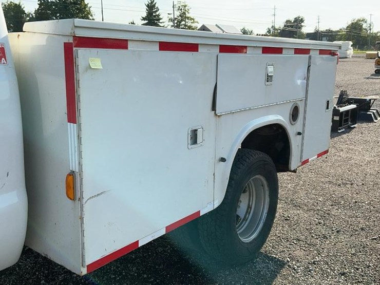 2006-ford-f350-image-17