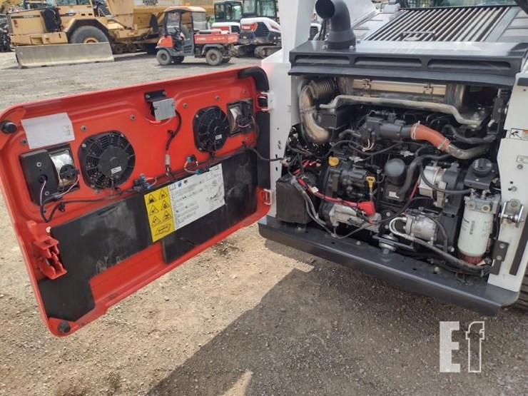 2023-bobcat-t770-image-37