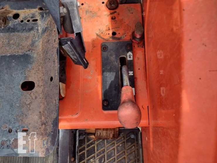 kubota-m9000-image-11