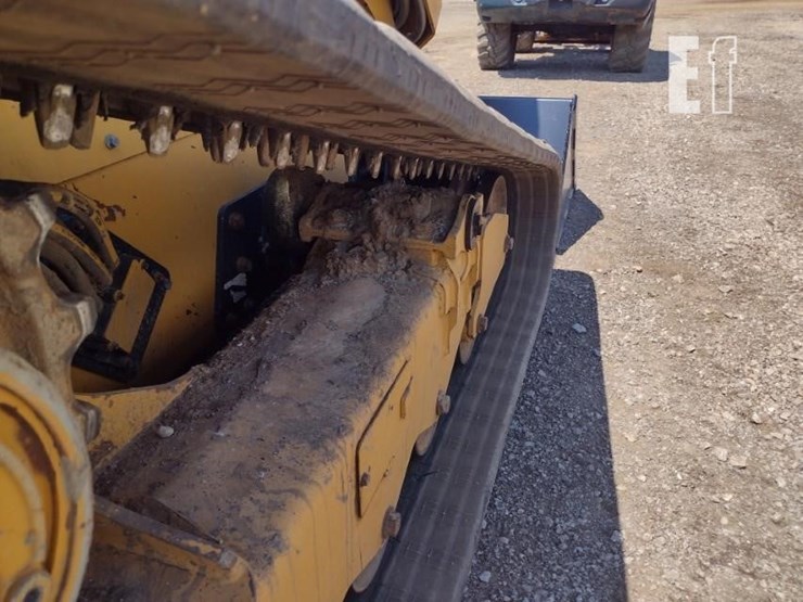 2020-caterpillar-299d3-xe-image-23