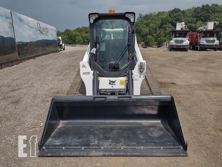 2023-bobcat-t770-image-2