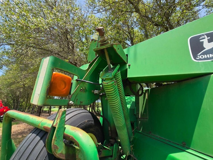 john-deere-946-image-17