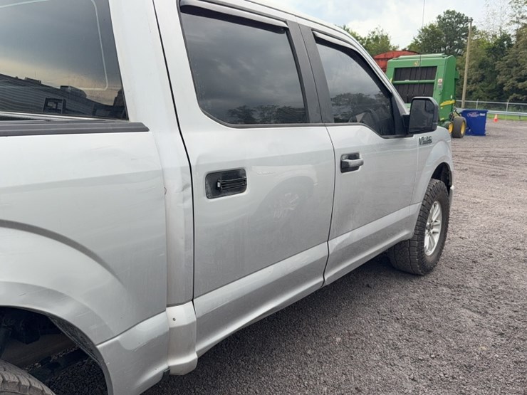 2017-ford-f150-image-6