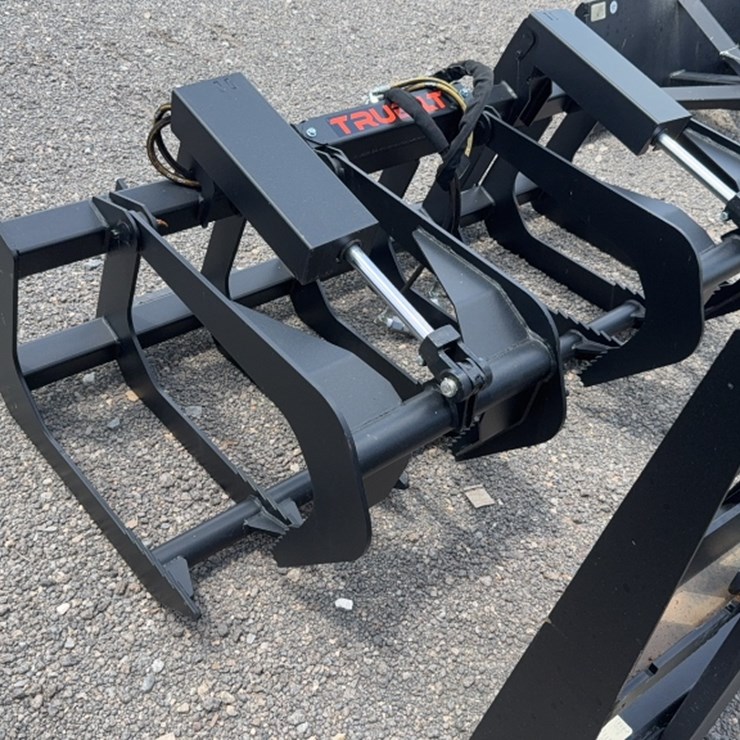 #2048 • TRUBILT 66" SKID STEER 2 CYLINDER SKELETON GRAPPLE