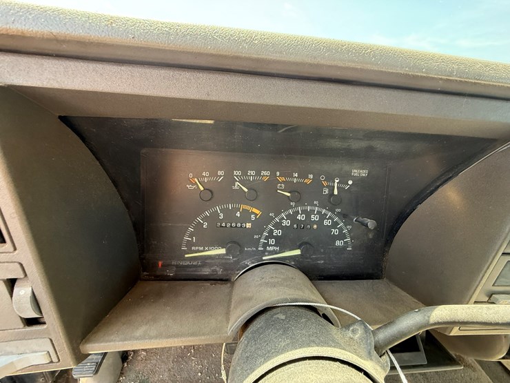 1994-chevrolet-1500-image-25