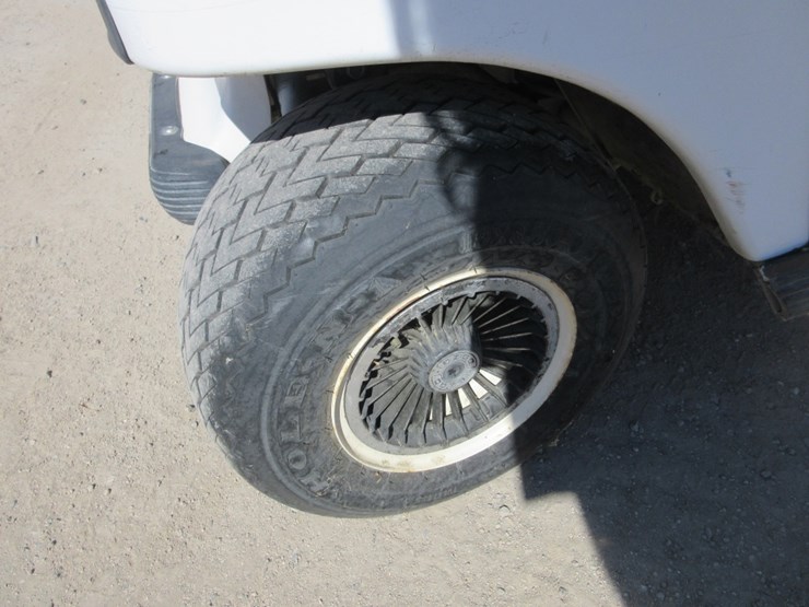 club-car-golf-cart,-image-11