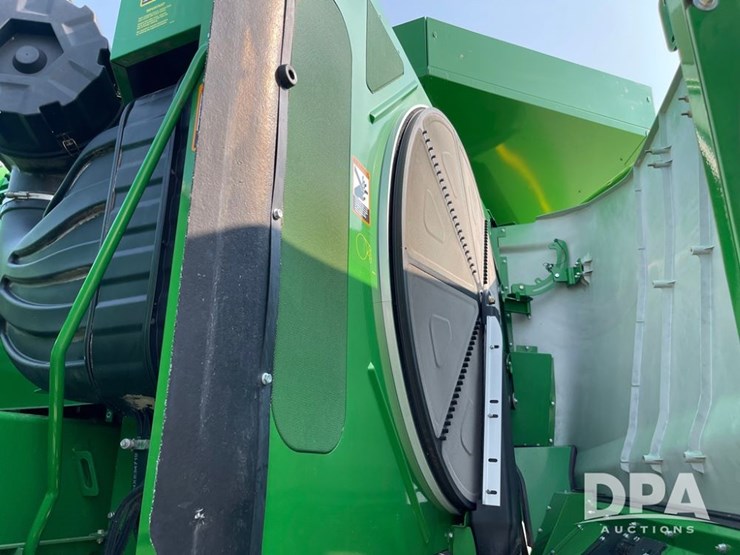 2016-john-deere-s690-image-105