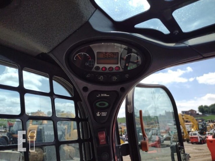 2021-bobcat-t770-image-7