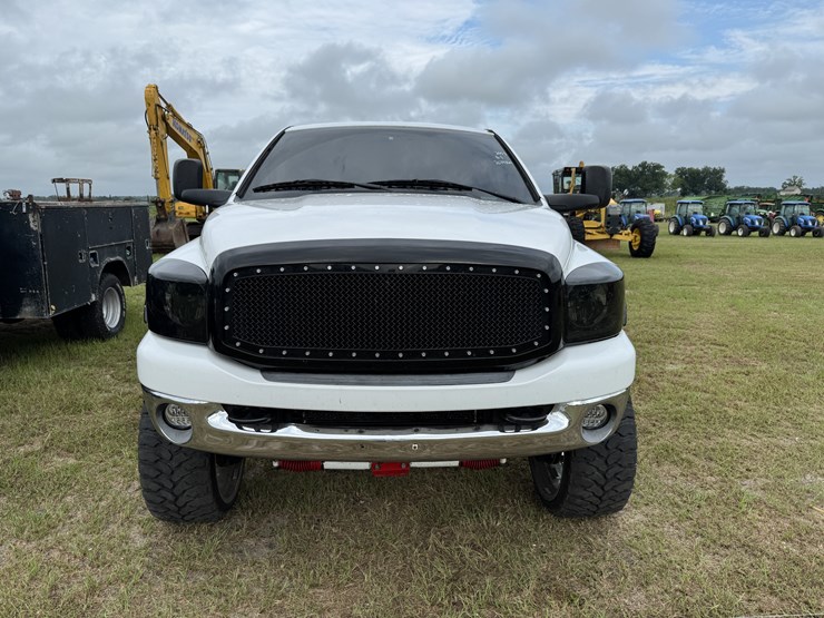 2008-dodge-ram-2500-image-3
