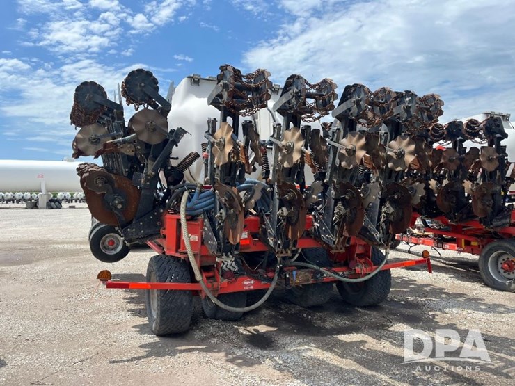 2019-kuhn-gladiator-1205-strip-till-bar-(jn2501,-unit-tb12)-image-5