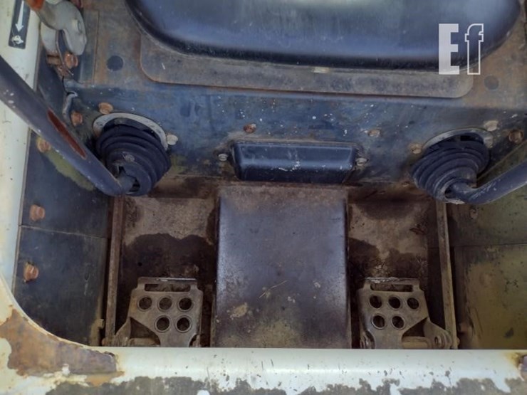 bobcat-t250-image-12
