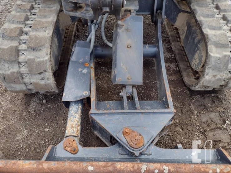 2023-yanmar-sv40-image-22