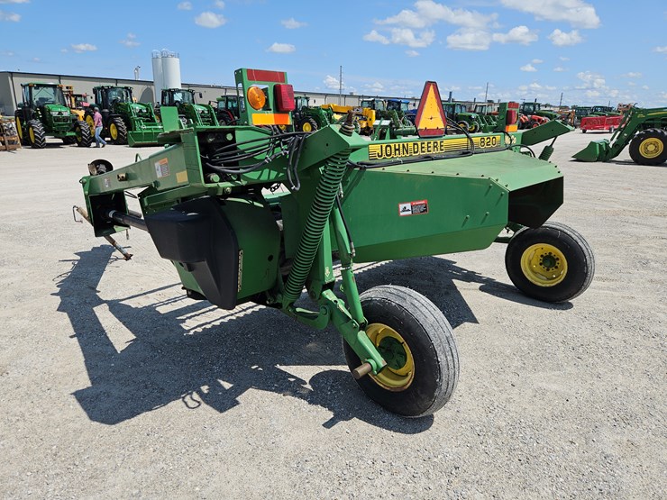 1999-john-deere-820-image-8
