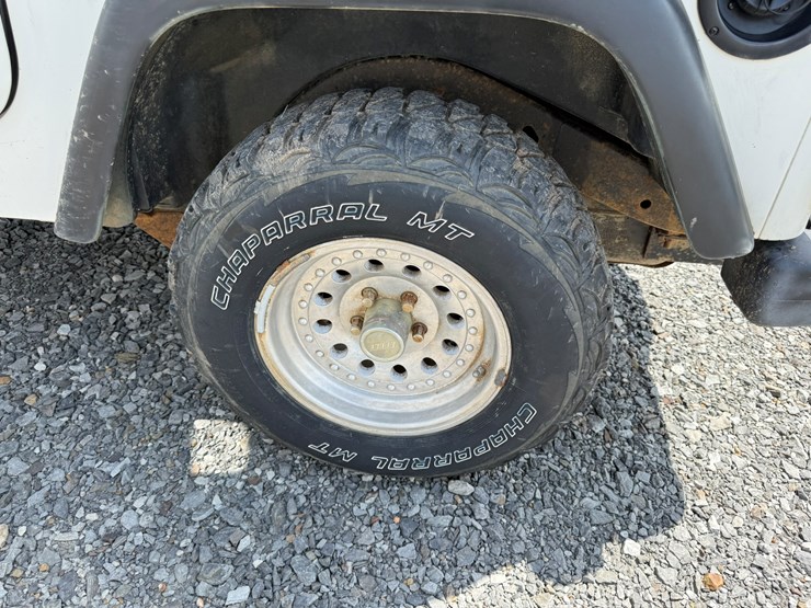 1997-jeep-wrangler-image-24