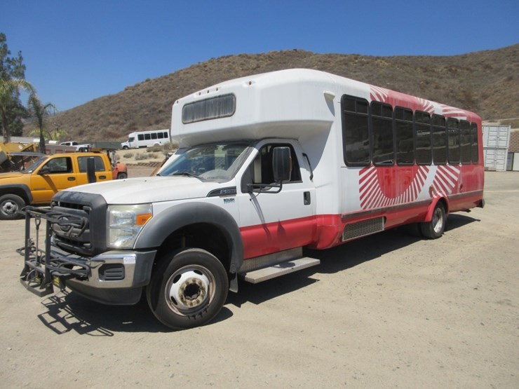 2016-ford-f550-sd-image-1