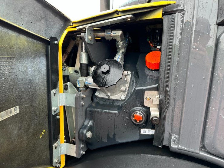 2023-new-holland-w50tc-image-46