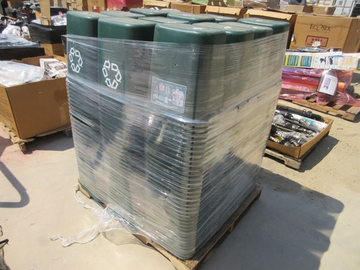 lot-of-rubbermaid-plastic-compostable-trash-bins,-image-4