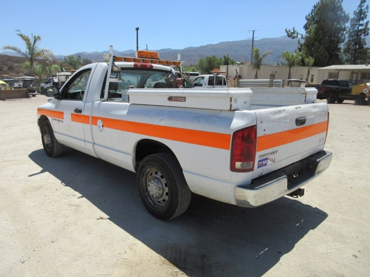 2005-dodge-ram-2500-image-2