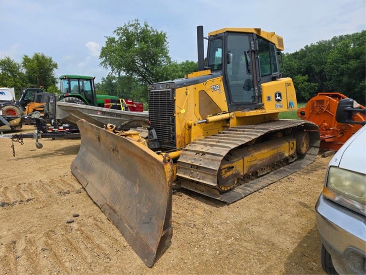 deere-750j-lgp-image-1