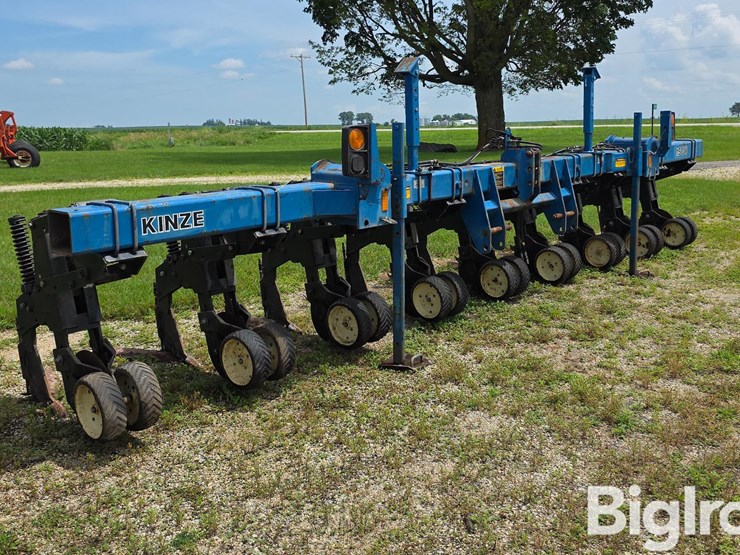 kinze-1500-image-3