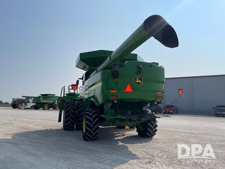 2016-john-deere-s690-image-15