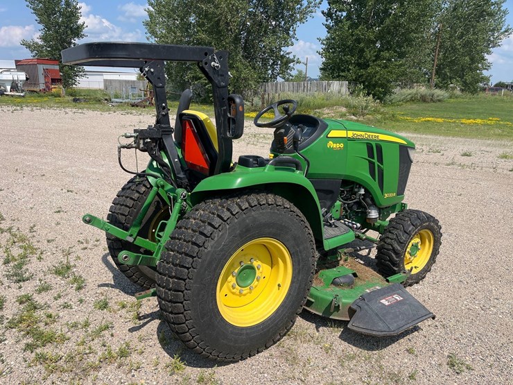 john-deere-3033r-image-20