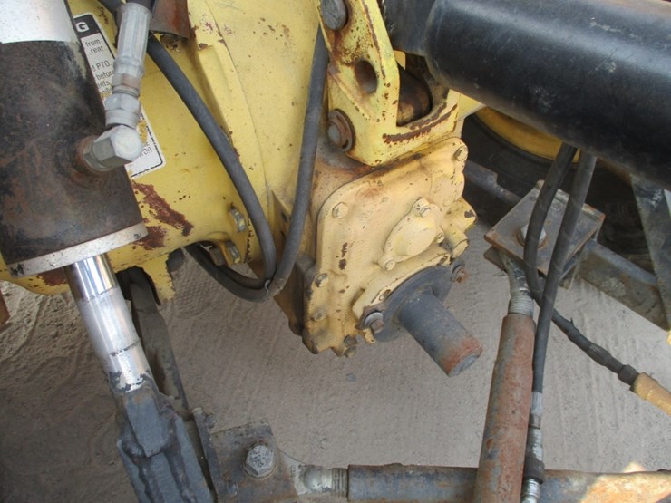 new-holland-545d-image-16