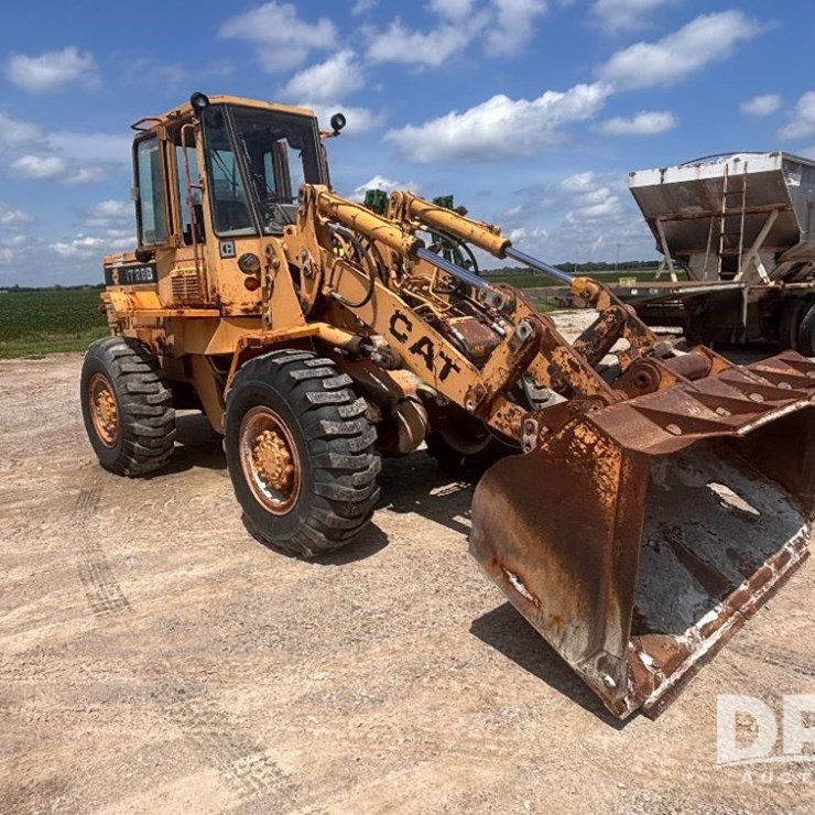 1989 CATERPILLAR IT28B