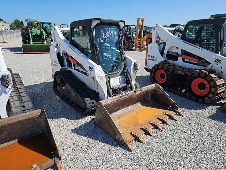 2015-bobcat-t590-image-24