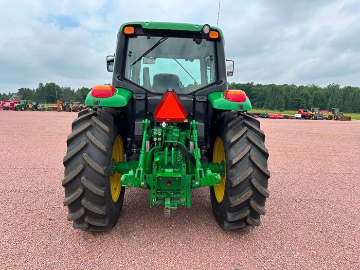 2014-john-deere-6115m-image-5