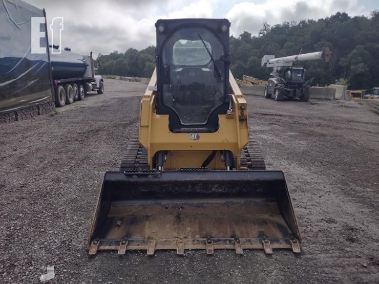 2022-caterpillar-259d3-image-2