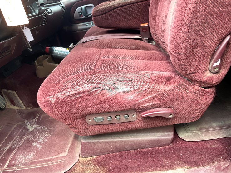 1997-gmc-1500-image-30
