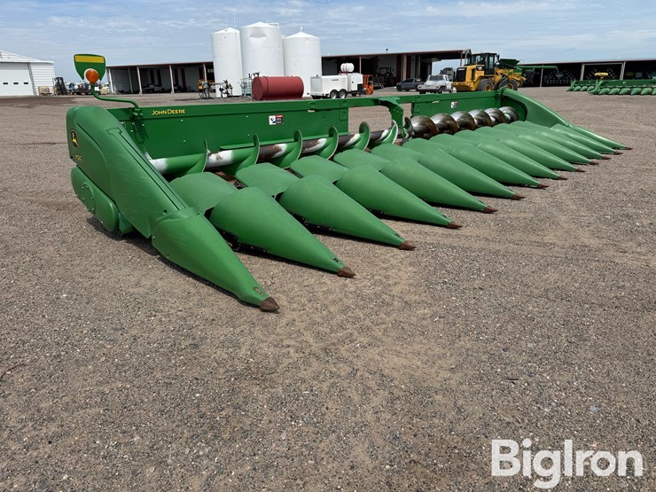 2020-john-deere-712c-image-3
