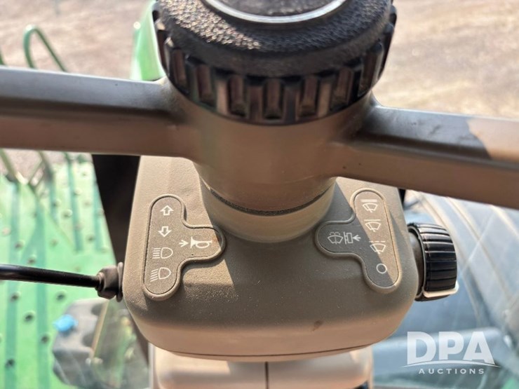 2019-john-deere-f4365-image-89