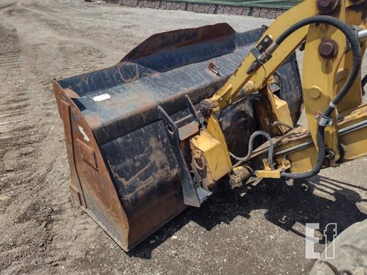 2007-caterpillar-906-image-18