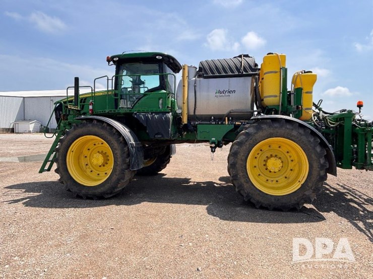2017-john-deere-r4045-image-13