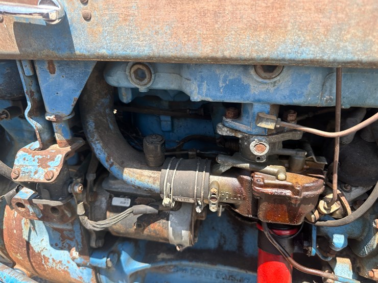 ford-3000-image-33